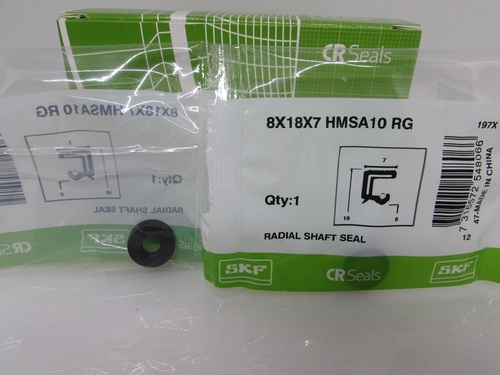Сальник 8х18х7 HMSA10 RG SKF, Фото